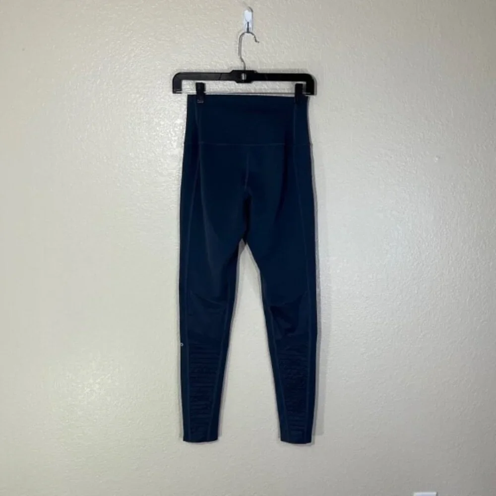 ALO Yoga Leggings Womens Small Moto Blue Gray Mesh Panel Logo Gym Workout - Picture 5 of 6
